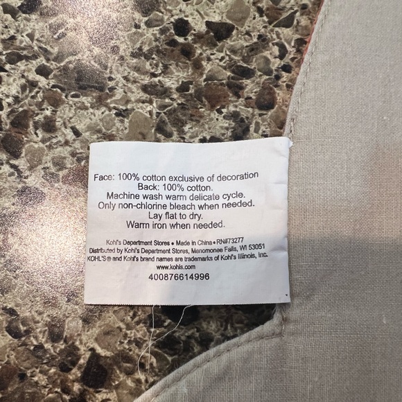 Kohls Harvest Pumpkin Fall/Thanksgiving cloth quilted placemats- set of 8 - Picture 5 of 7